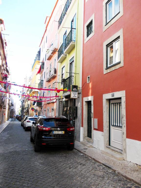 Contemporary Lisbon Apartment In Historical Chiado Exterior photo